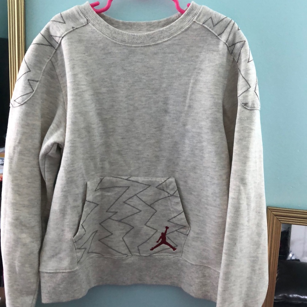 Girls Jordan sweatshirt